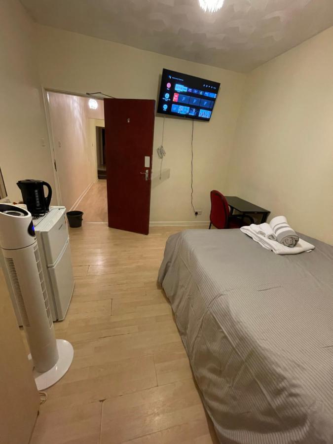 Blackberry Rooms Self-Catering Southampton Bagian luar foto